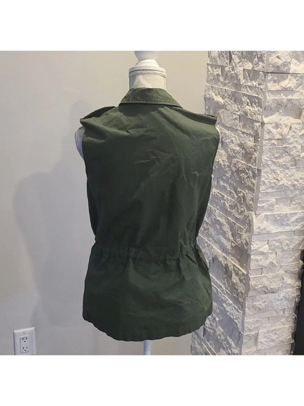 BB DAKOTA Ackerly Studded Pocket Vest green